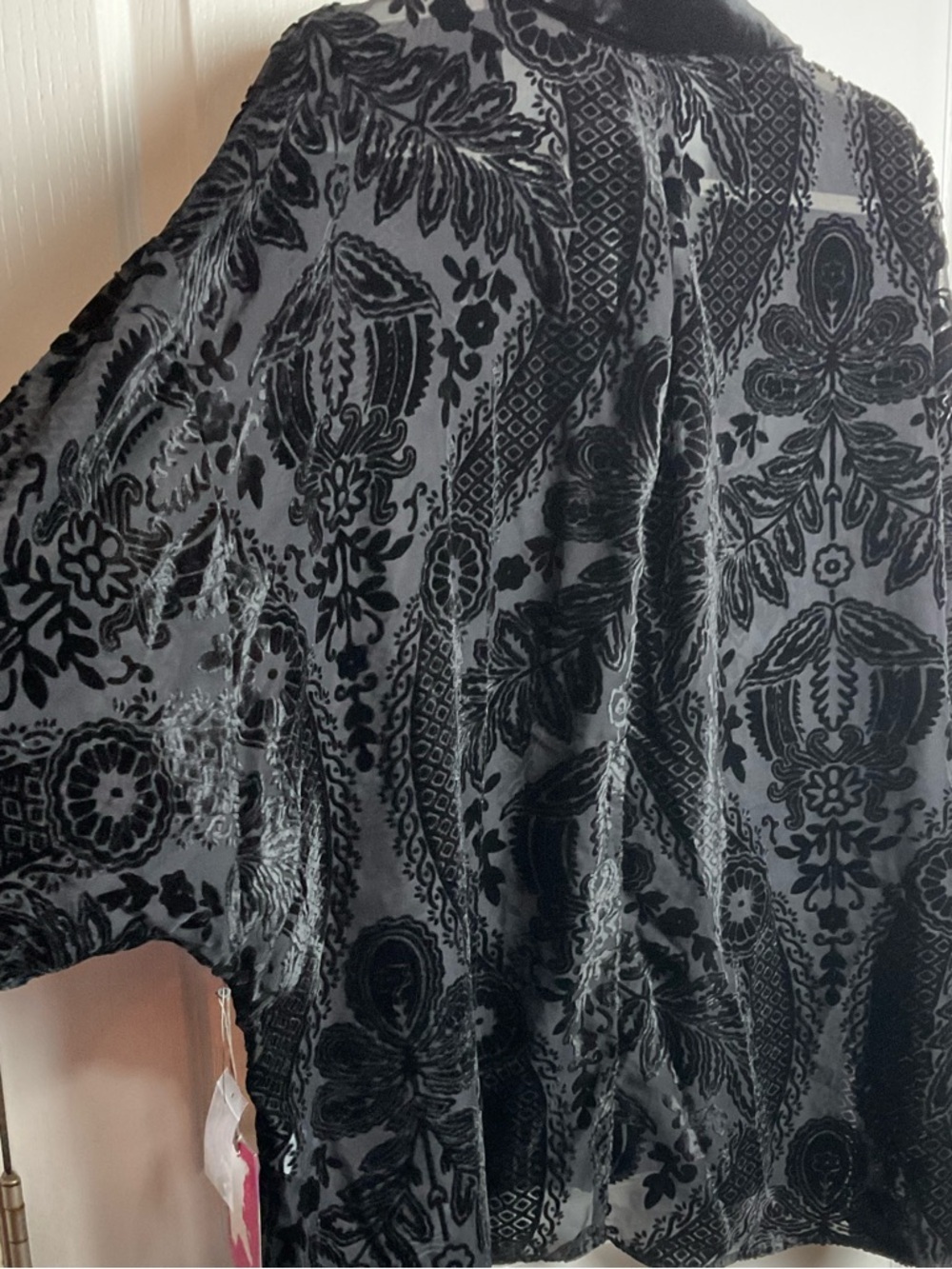 Vince Camuto Sheer Velvet Burnout Blouse Black 3X NWT - Picture 4 of 11